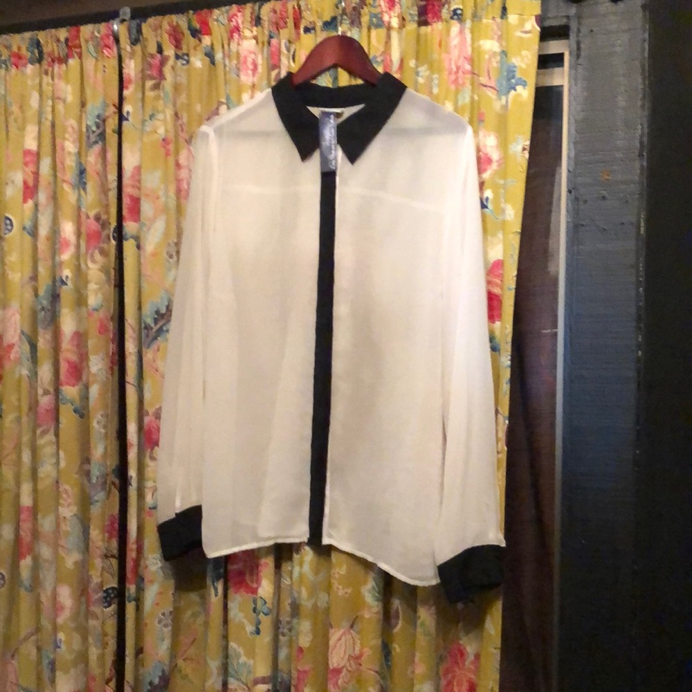 Worthington Sheer Black & White Button Up Sz 3X